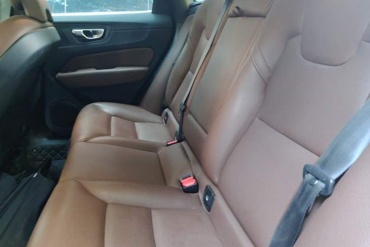 Used Volvo XC60 2023 B5 4x4 Smart Luxury Edition Left Rear Seat