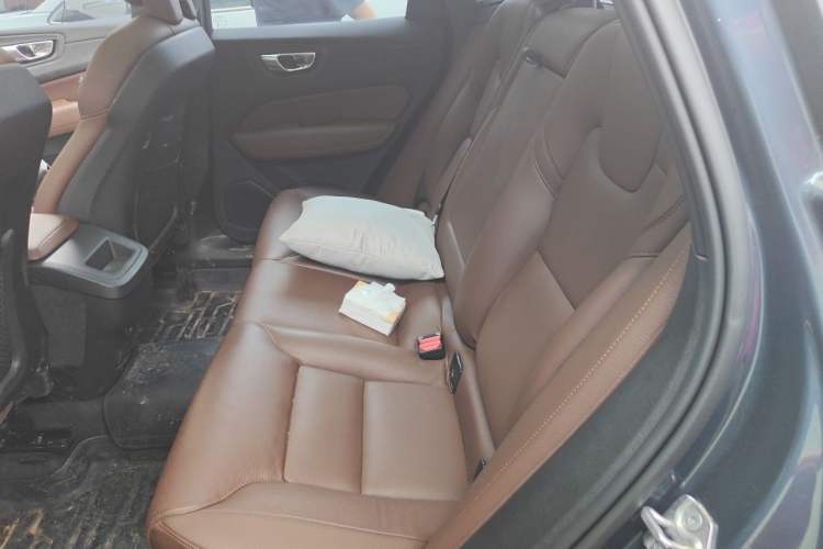 Used Volvo XC60 2023 B5 4x4 Smart Luxury Edition Left Rear Seat