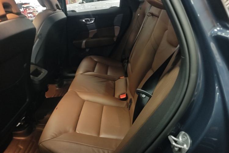 Used Volvo XC60 2023 B5 4x4 Smart Luxury Edition Left Rear Seat