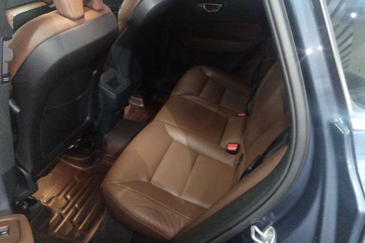 Used Volvo XC60 2023 B5 4x4 Smart Luxury Edition Left Rear Seat