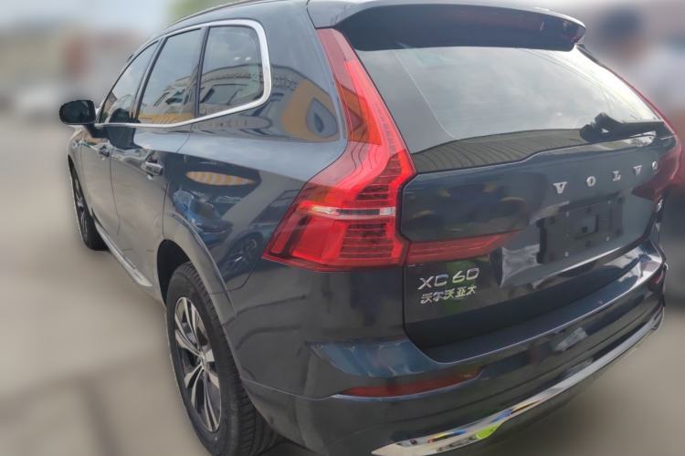 Used Volvo XC60 2023 B5 4x4 Smart Luxury Edition Rear Left 45 Deg