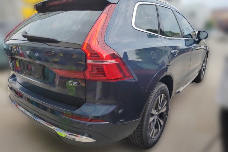 Used Volvo XC60 2023 B5 4x4 Smart Luxury Edition Rear Right 45 Deg