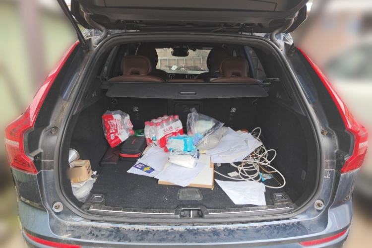 Used Volvo XC60 2023 B5 4x4 Smart Luxury Edition Trunk