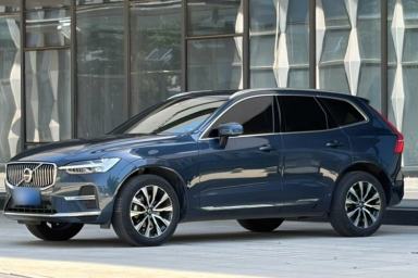 Used Volvo XC60 2023 B5 4x4 Smart Luxury Edition