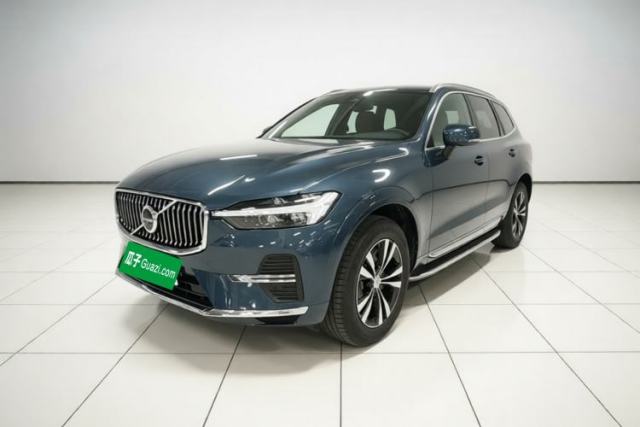 Volvo XC60 2023 B5 4x4 Smart Luxury Edition usado