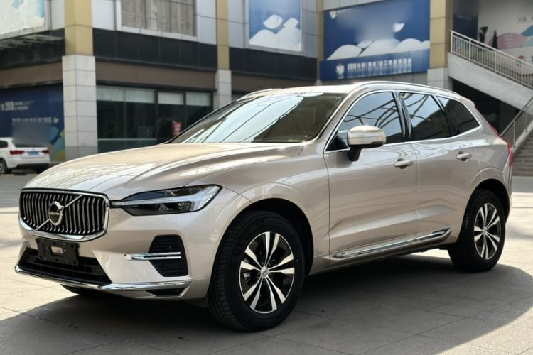 Used Volvo XC60 2023 B5 4x4 Smart Luxury Edition