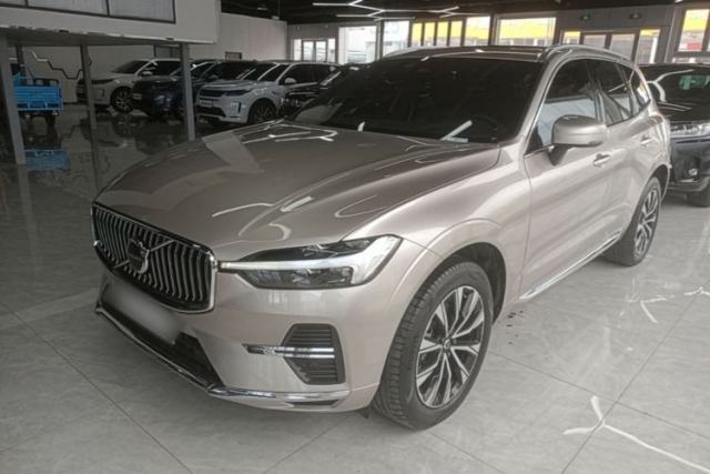 Used Volvo XC60 2023 B5 4x4 Smart Luxury Edition