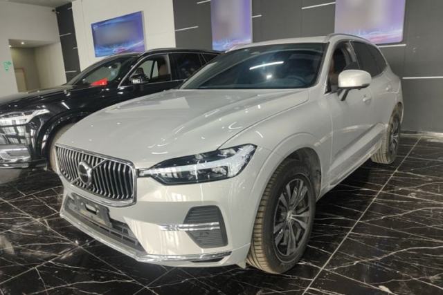 Used Volvo XC60 2023 B5 4x4 Smart Luxury Edition