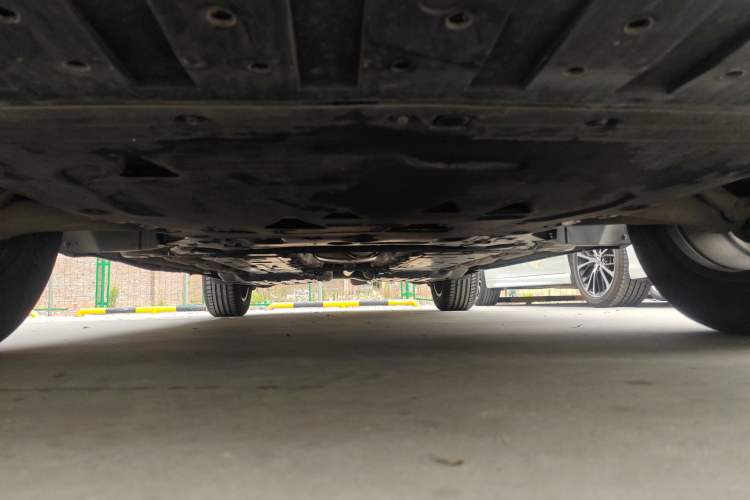Used Volvo XC60 2023 B5 4x4 Smart Luxury Edition Chassis Front