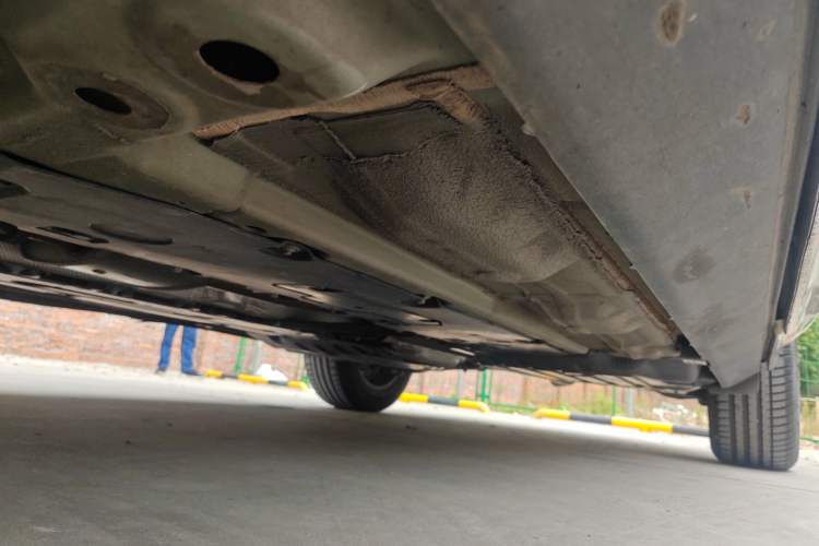 Used Volvo XC60 2023 B5 4x4 Smart Luxury Edition Chassis Front Left