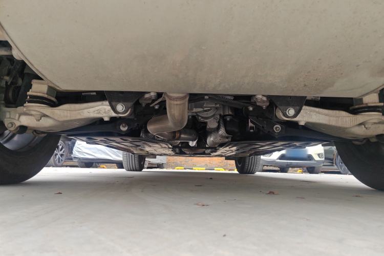 Used Volvo XC60 2023 B5 4x4 Smart Luxury Edition Chassis Rear