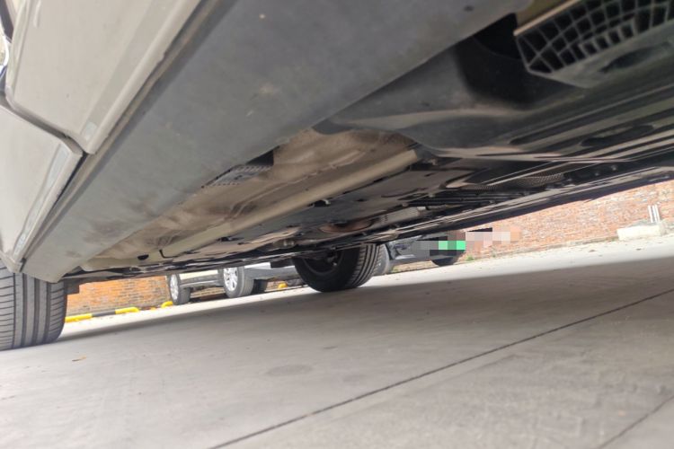 Used Volvo XC60 2023 B5 4x4 Smart Luxury Edition Chassis Rear Left