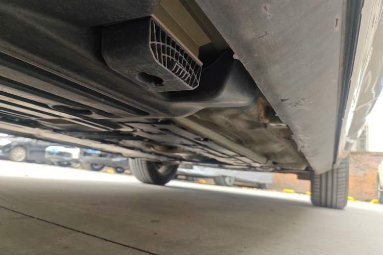 Used Volvo XC60 2023 B5 4x4 Smart Luxury Edition Chassis Rear Right