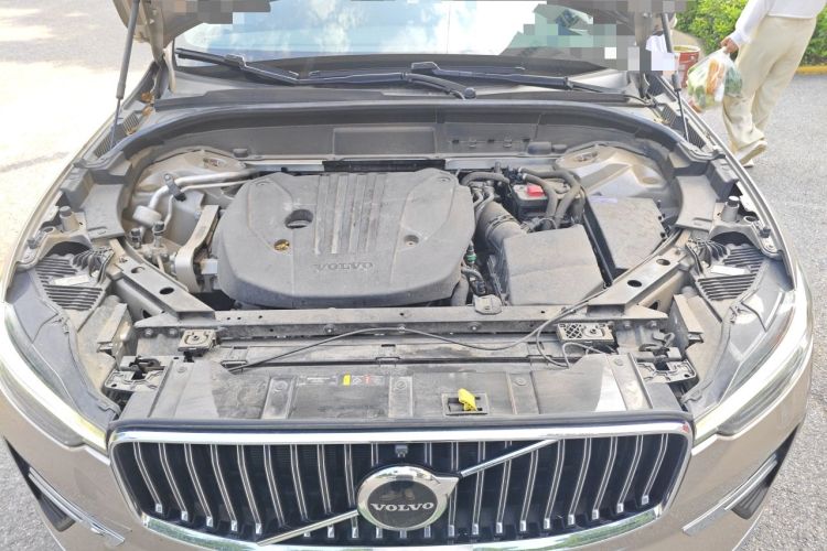 Used Volvo XC60 2023 B5 4x4 Smart Luxury Edition Engine Bay