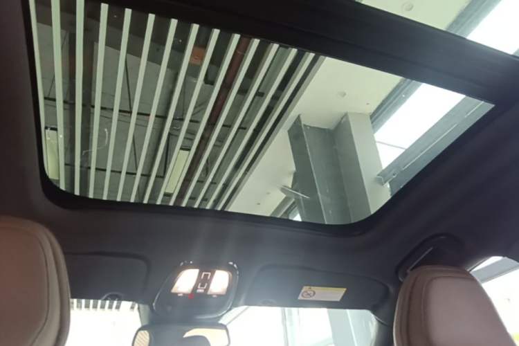 Used Volvo XC60 2023 B5 4x4 Smart Luxury Edition Headliner