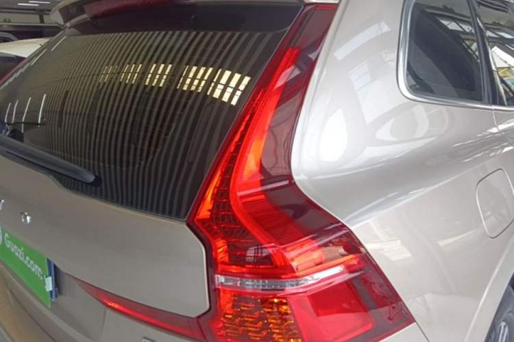 Used Volvo XC60 2023 B5 4x4 Smart Luxury Edition Right Rear Taillight