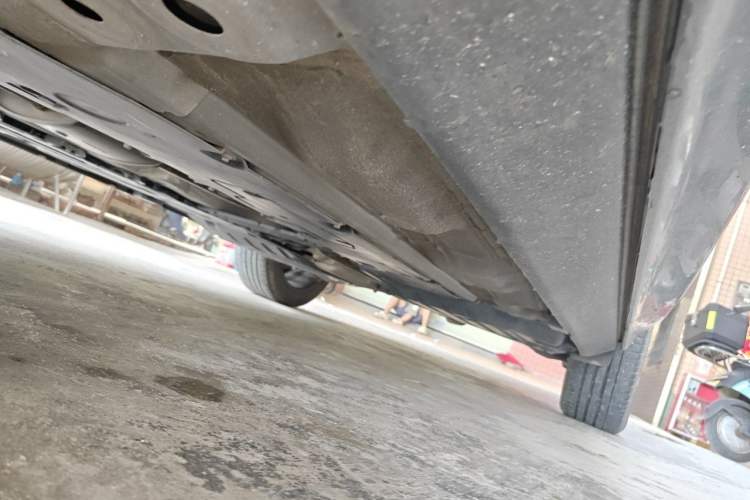 Used Volvo XC60 2023 B5 4x4 Smart Luxury Edition Chassis Front Left