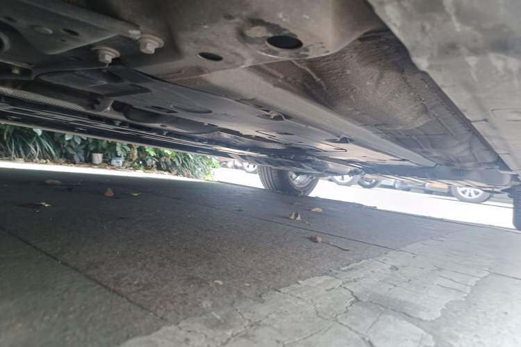 Used Volvo XC60 2023 B5 4x4 Smart Luxury Edition Chassis Front Left