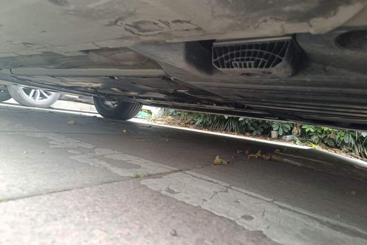 Used Volvo XC60 2023 B5 4x4 Smart Luxury Edition Chassis Rear Left