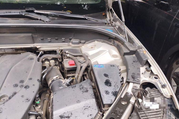 Used Volvo XC60 2023 B5 4x4 Smart Luxury Edition Engine Bay Left
