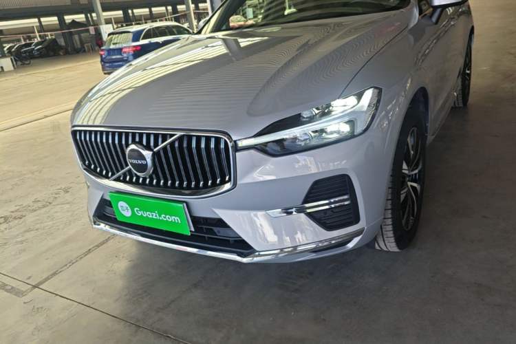 Used Volvo XC60 2023 B5 4x4 Smart Luxury Edition Left Front Headlight