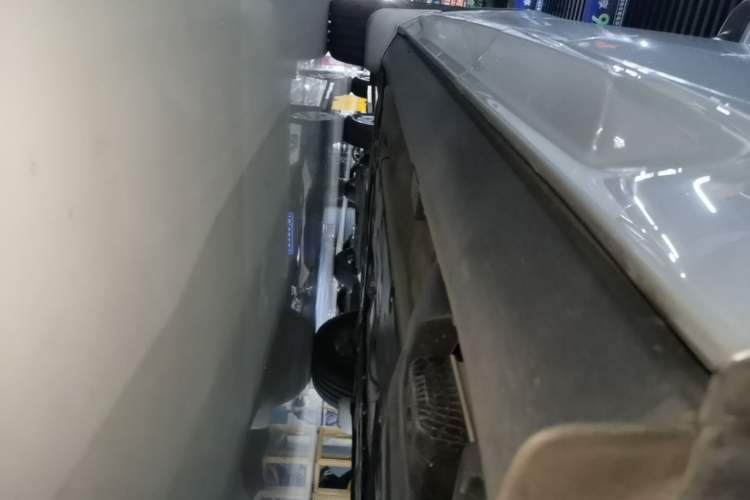 Used Volvo XC60 2023 B5 4x4 Smart Luxury Edition Left Side Sill