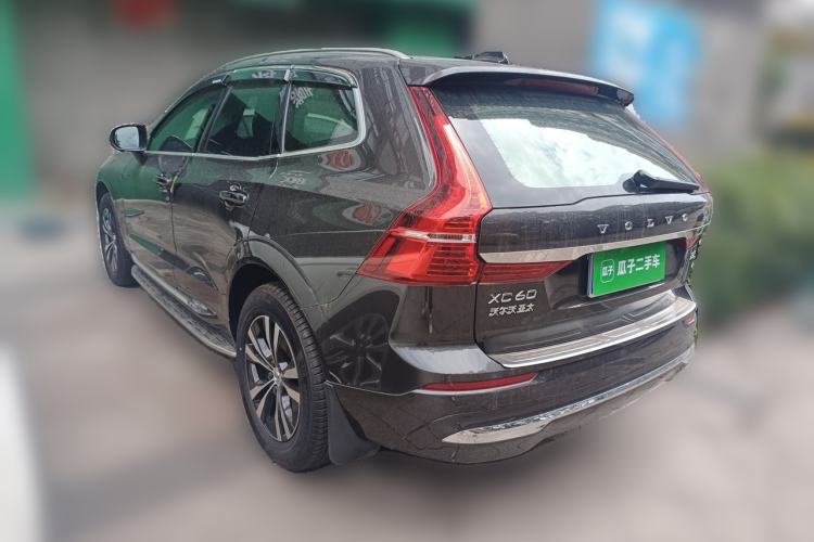 Used Volvo XC60 2023 B5 4x4 Smart Luxury Edition Rear Left 45 Deg