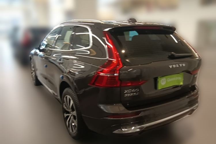 Used Volvo XC60 2023 B5 4x4 Smart Luxury Edition Rear Left 45 Deg