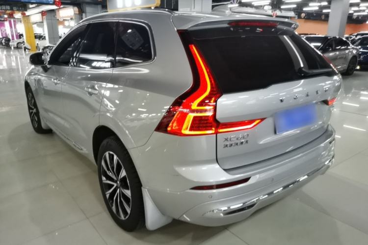 Used Volvo XC60 2023 B5 4x4 Smart Luxury Edition Rear Left 45 Deg