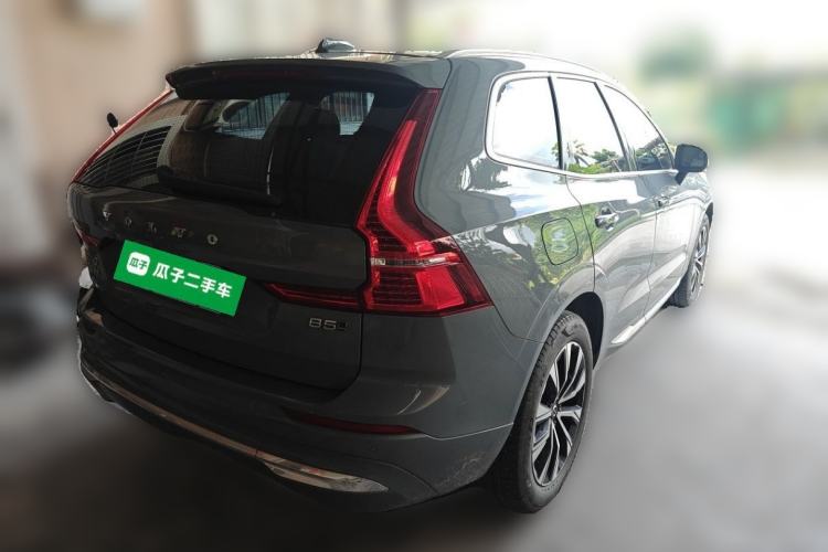 Used Volvo XC60 2023 B5 4x4 Smart Luxury Edition Rear Right 45 Deg