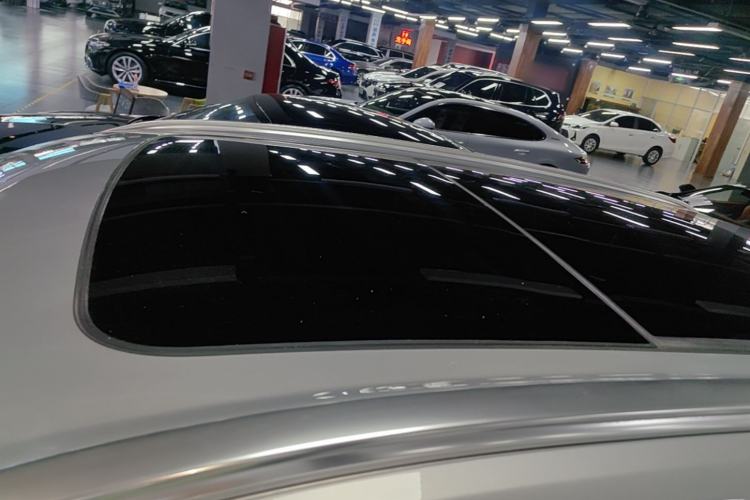 Used Volvo XC60 2023 B5 4x4 Smart Luxury Edition Roof