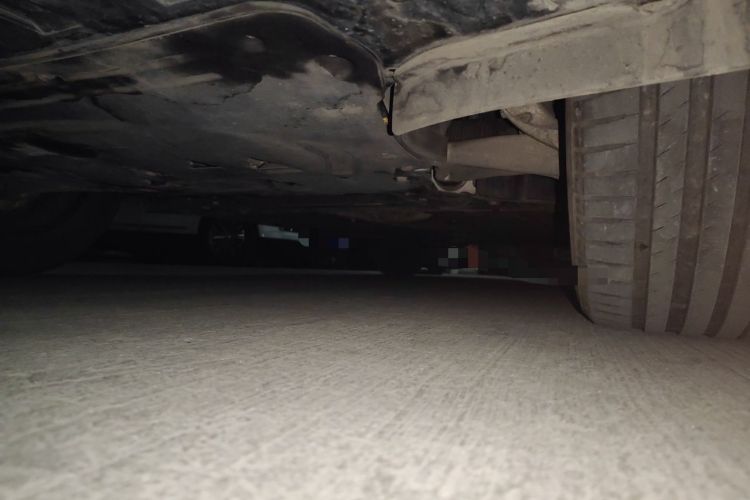 Used Volvo XC60 2023 B5 4x4 Zhiyi Sport Edition Chassis Front Left