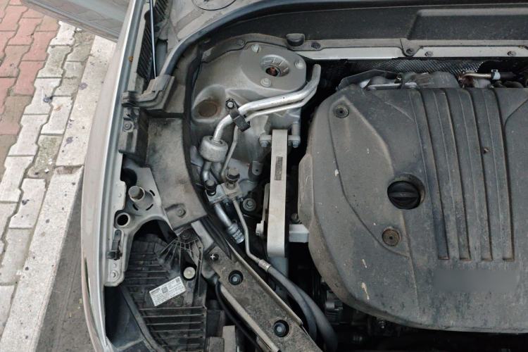Used Volvo XC60 2023 B5 4x4 Smart Luxury Edition Engine Bay Right