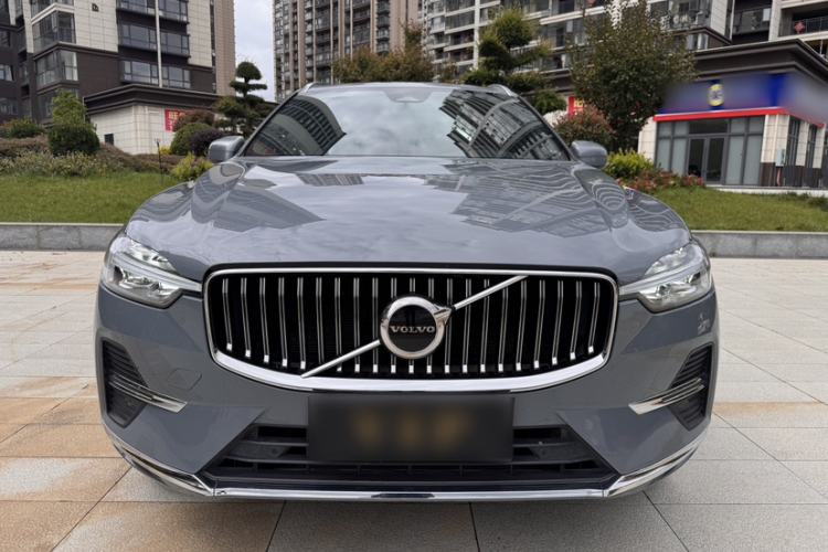 Used Volvo XC60 2023 B5 4x4 Smart Luxury Edition Exterior 1