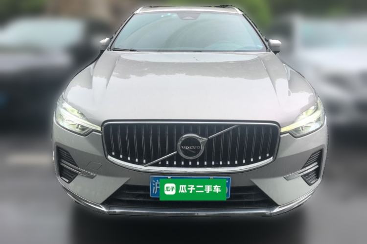 Used Volvo XC60 2023 B5 4x4 Smart Luxury Edition Front