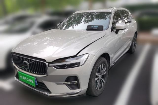 Used Volvo XC60 2023 B5 4x4 Smart Luxury Edition