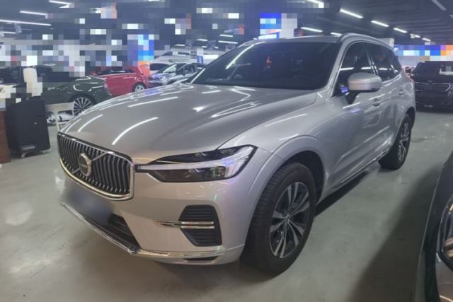 Used Volvo XC60 2023 B5 4x4 Smart Luxury Edition