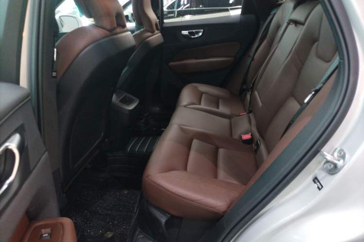 Used Volvo XC60 2023 B5 4x4 Smart Luxury Edition Left Rear Seat
