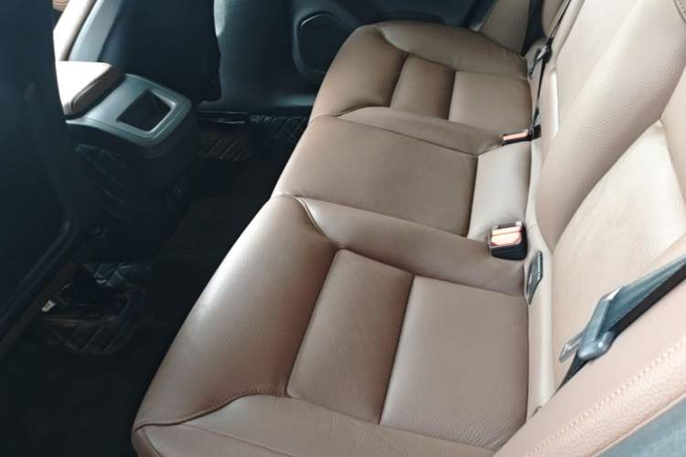 Used Volvo XC60 2023 B5 4x4 Smart Luxury Edition Left Rear Seat