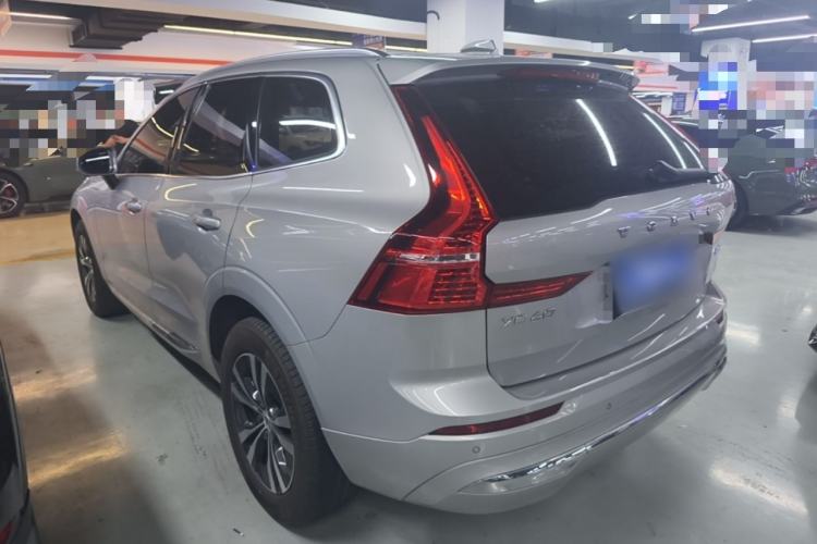 Used Volvo XC60 2023 B5 4x4 Smart Luxury Edition Rear Left 45 Deg