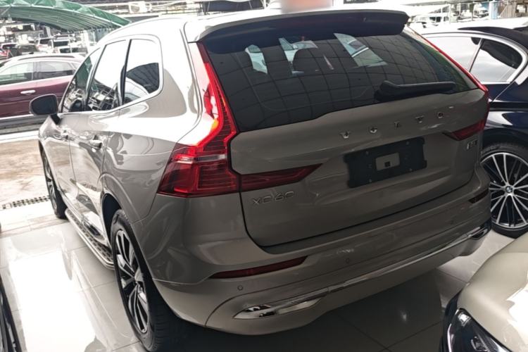 Used Volvo XC60 2023 B5 4x4 Smart Luxury Edition Rear Left 45 Deg