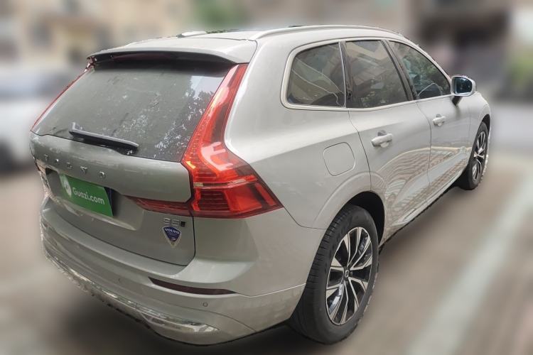 Used Volvo XC60 2023 B5 4x4 Smart Luxury Edition Rear Right 45 Deg
