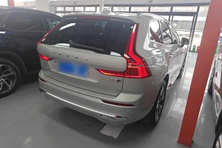 Used Volvo XC60 2023 B5 4x4 Smart Luxury Edition Rear Right 45 Deg