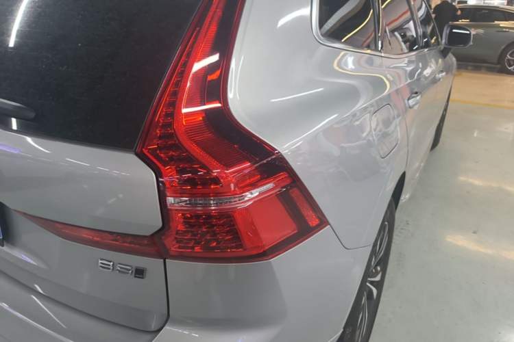 Used Volvo XC60 2023 B5 4x4 Smart Luxury Edition Right Rear Taillight