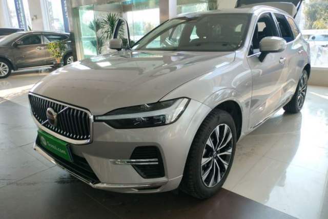 Used Volvo XC60 2023 B5 4x4 Smart Luxury Edition