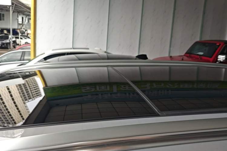 Used Volvo XC60 2023 B5 4x4 Smart Luxury Edition Roof