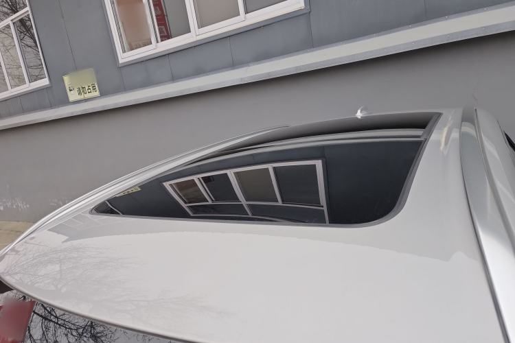 Used Volvo XC60 2023 B5 4x4 Smart Luxury Edition Roof
