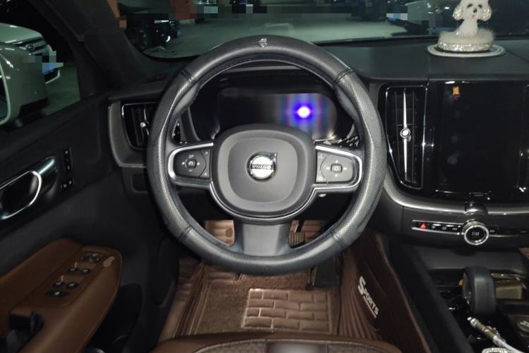 Used Volvo XC60 2023 B5 4x4 Zhiyi Sport Edition Steering Wheel