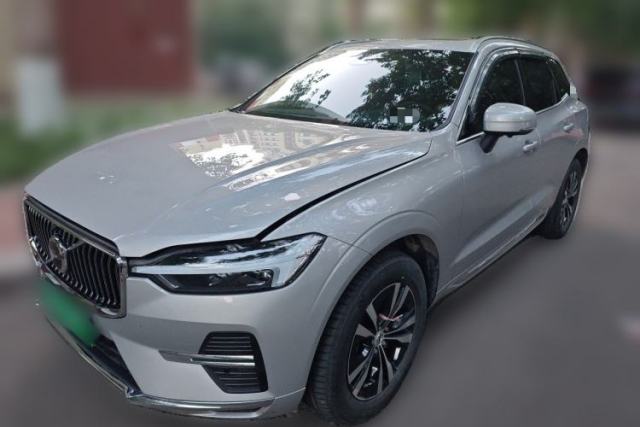 Used Volvo XC60 2023 B5 4x4 Smart Luxury Edition