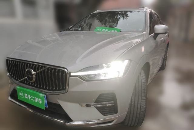 Used Volvo XC60 2023 B5 4x4 Smart Luxury Edition